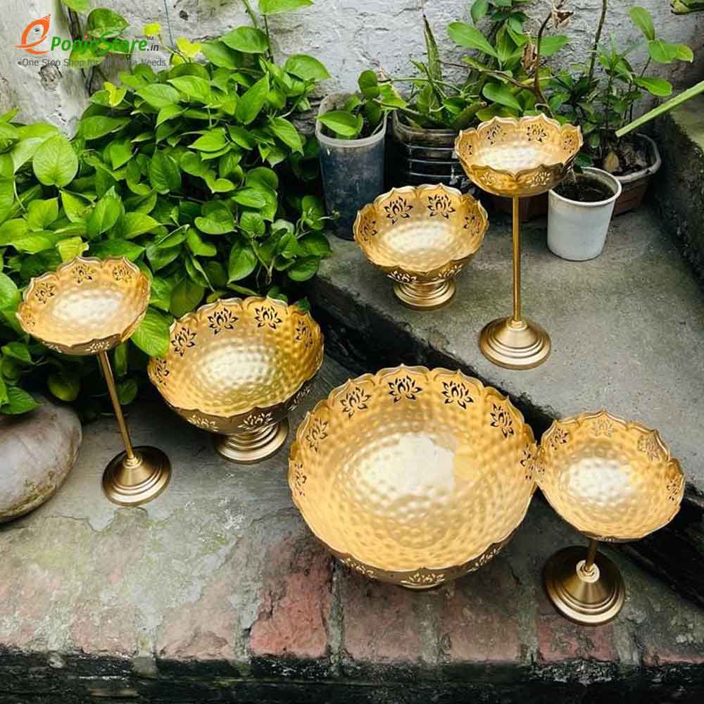 Urli Set (3pcs) and Lotus Stands (3sets)