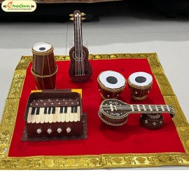 Miniature Musical Instruments