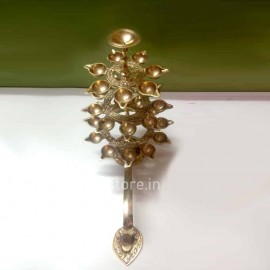 Harathi Diya  (Big Prayer Lamp by harathi Brass Table Diya )