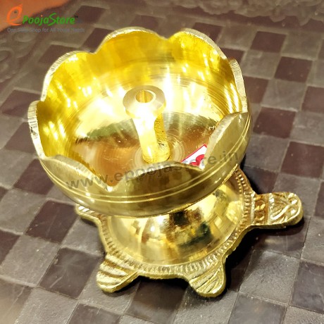 Pure Brass Kurmam Diya With Lotus Shape (Pack Of 1 Pc)