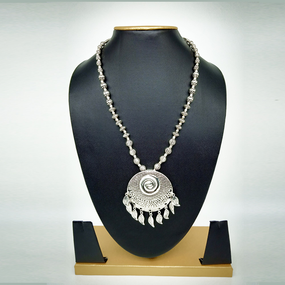 Antique Oxidized Silver Necklace with Shank Design Pendant 