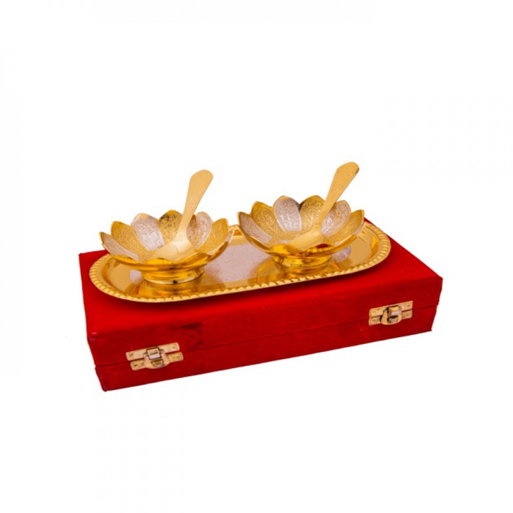 Silver & Gold Plated Brass Flower Bowl Set 5 Pcs. (Bowl 3.5" Diameter & Tray 8"x 4.5") Silver & Gold Plated Brass Flower Bowl Set 5 Pcs. (Bowl 3.5" Diameter & Tray 8"x 4.5")