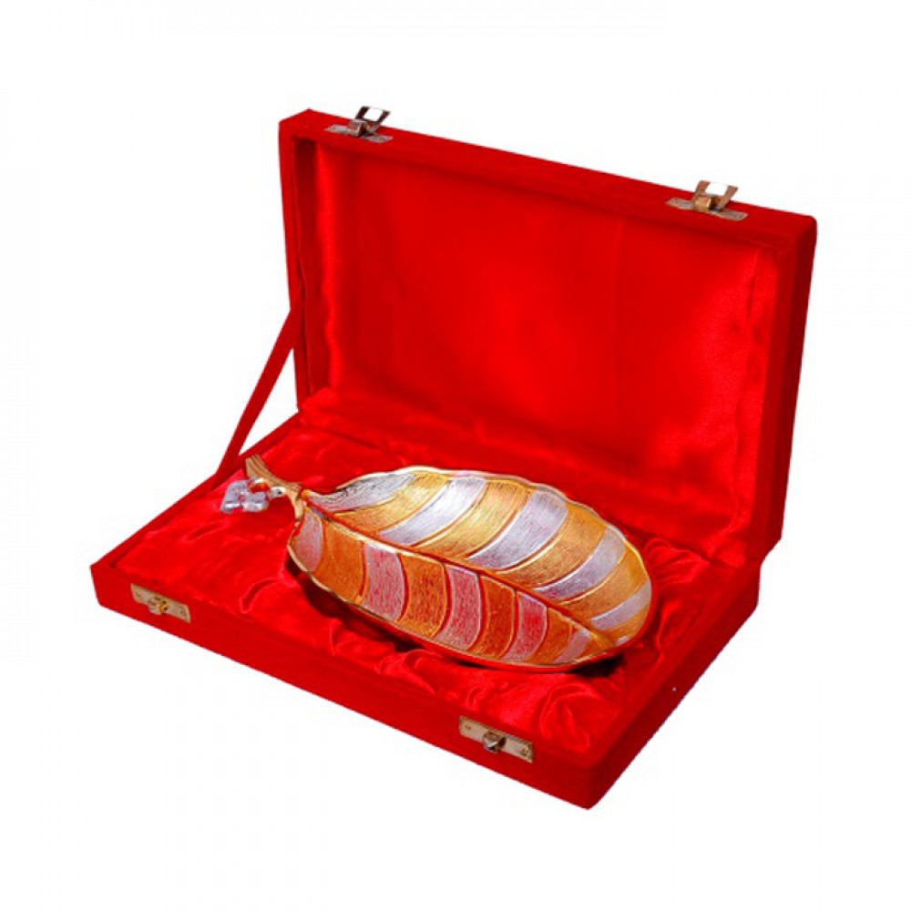 Silver & Gold Plated Brass melon Leaf ( 7" x 4.25" ) Silver & Gold Plated Brass melon Leaf ( 7" x 4.25" )